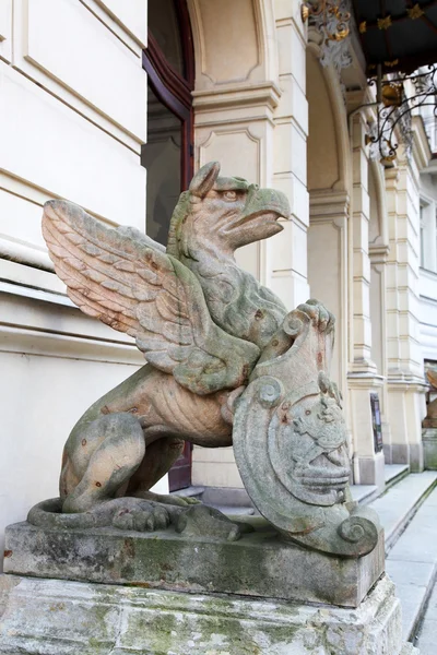 Sculpture of the mythical bird — Stock Photo, Image