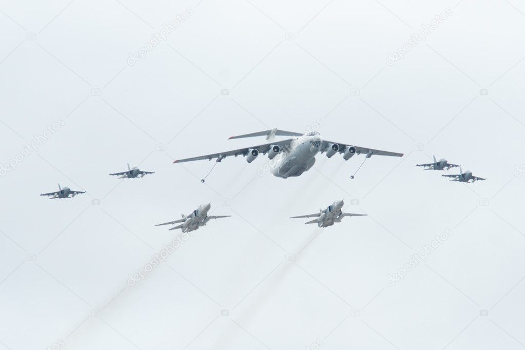 Il-78, Su-24, Yak-130