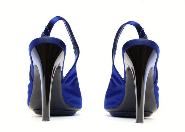 Blauer hochhackiger Schuh isoliert — Stockfoto