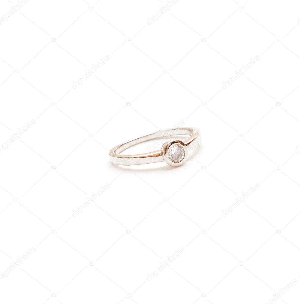 Ring with diamond isolated