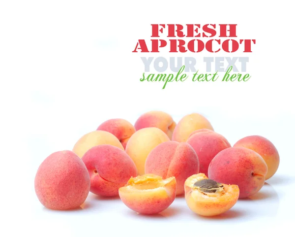 Abricot juteux frais vient de ramasser — Photo