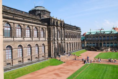 zwinger (der dresdner zwinger) Barok tarzında inşa Dresden, Almanya, Saray gibi. orangery, Sergisi Galeri ve festival arena dresden mahkemenin görev yapmıştır..