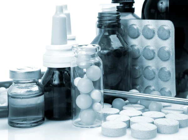 Tabletta kezelés — Stock Fotó
