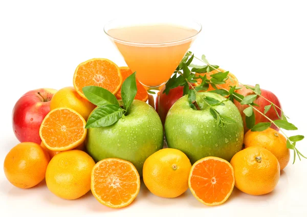 Fruta fresca y zumo —  Fotos de Stock
