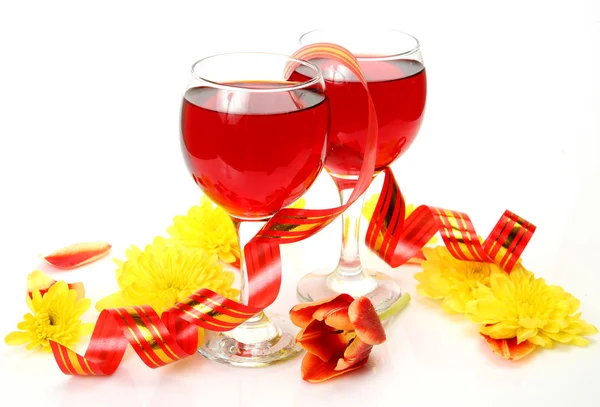 Wine and flowers — Stock Photo, Image