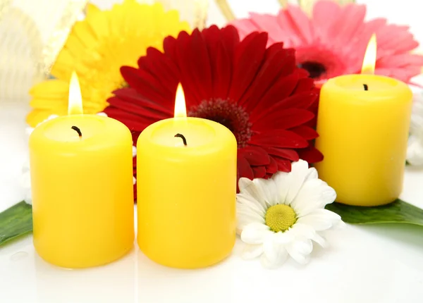 Flowers and candles — Stock Photo, Image