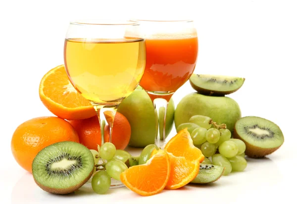 Färsk frukt och juice — Stockfoto