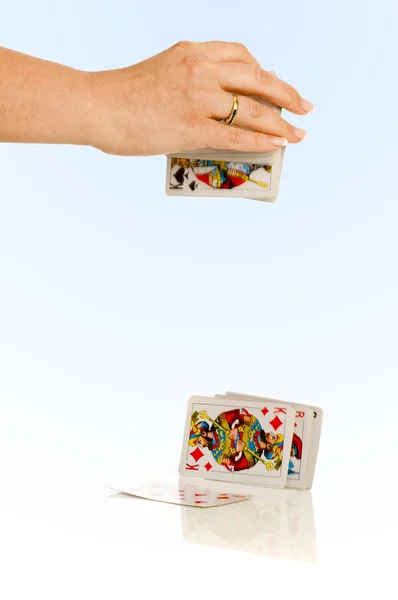 Τοποθέτηση κάρτας στο χέρι — Φωτογραφία Αρχείου