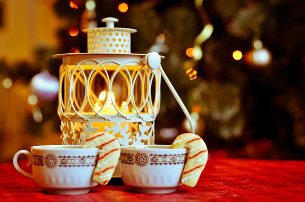 Рождественский кофе с палочками — стоковое фото