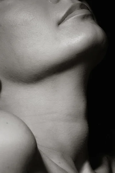 Kobieta szyi — Zdjęcie stockowe