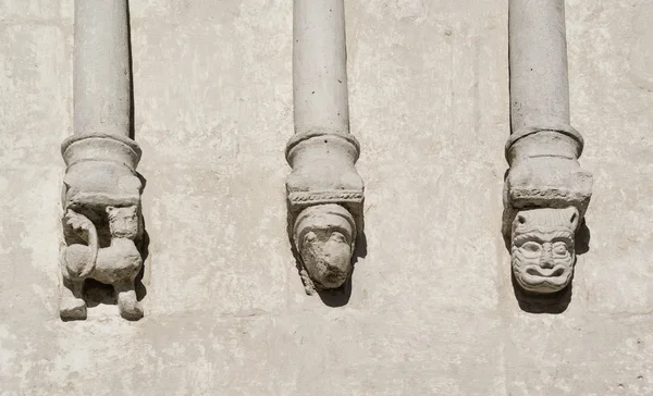 Escultura em pedra. Igreja da Intercessão sobre o Nerl — Fotografia de Stock