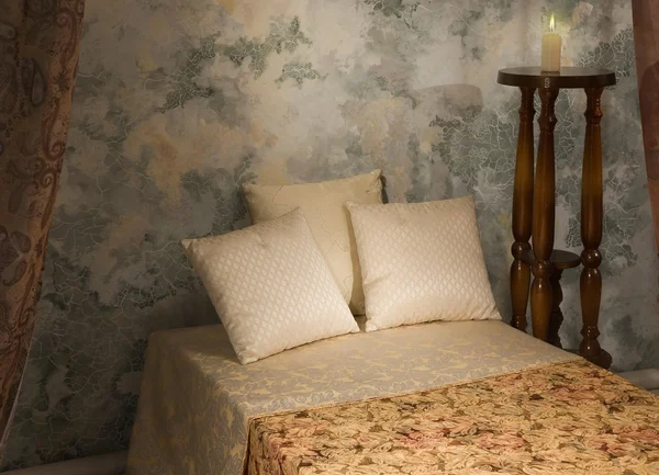 ビンテージ スタイルのベッドルームのインテリア — ストック写真