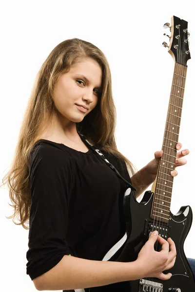 Menina adolescente feliz tocando guitarra — Fotografia de Stock