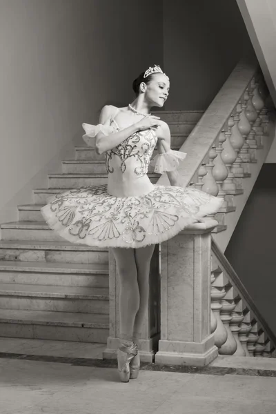 Baleriny w pozie balet — Zdjęcie stockowe