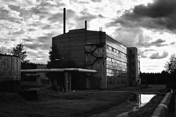 引发苏联工厂的废墟 — 图库照片
