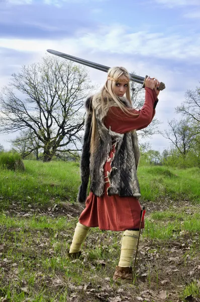 Viking guerreiro menina — Fotografia de Stock