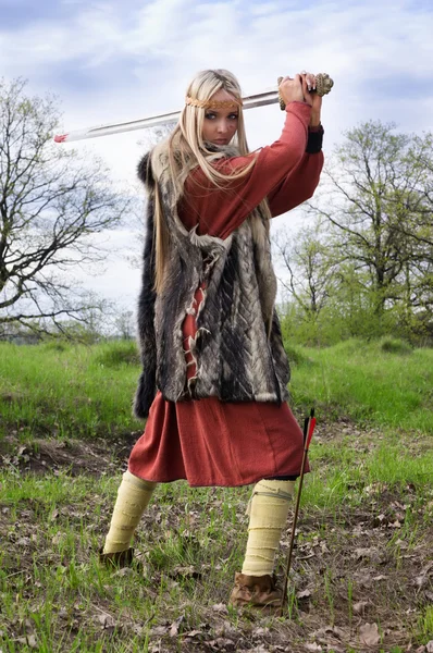 Viking meisje warrior — Stockfoto