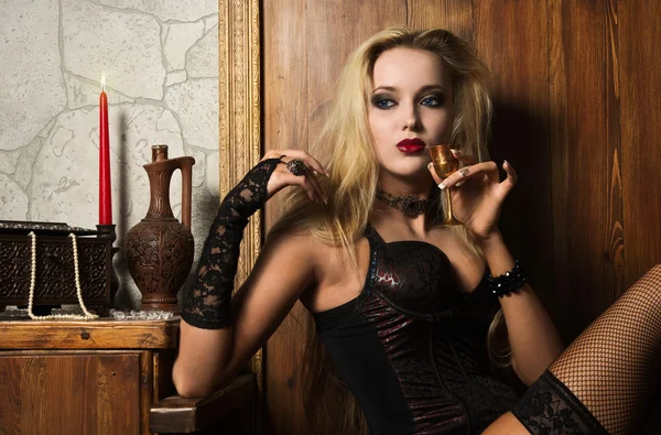 Sexy žena vamp — Stock fotografie