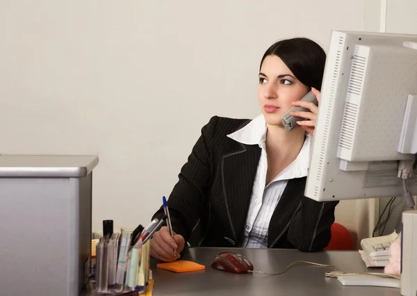 Secretaris in een kantoor — Stockfoto