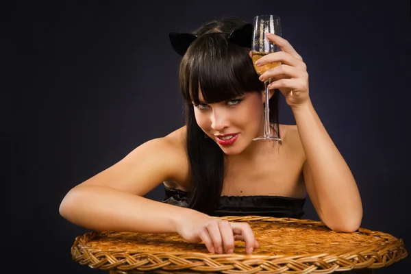 Szexi nő macska ruhában — Stock Fotó