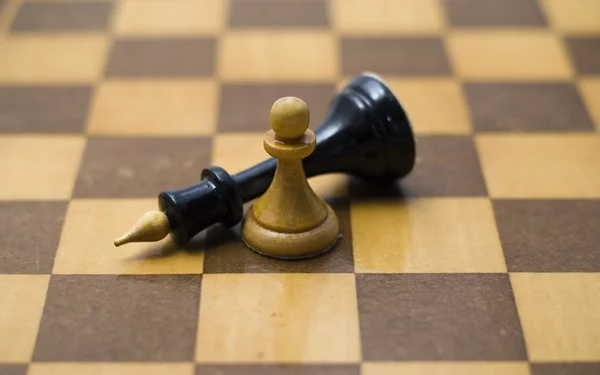 Pawn queen won — Stock Photo, Image