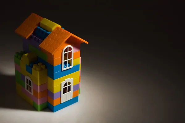 Speelgoed huis model — Stockfoto
