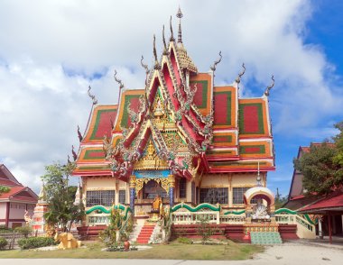 One of buildings of Wat Plai Laem - buddhist temple clipart