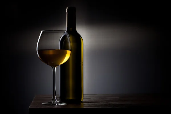 Gele wijn — Stockfoto