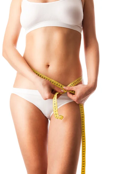 Mulher medindo seu corpo  . — Fotografia de Stock