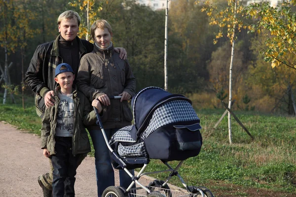 stock image Family with 2 kids