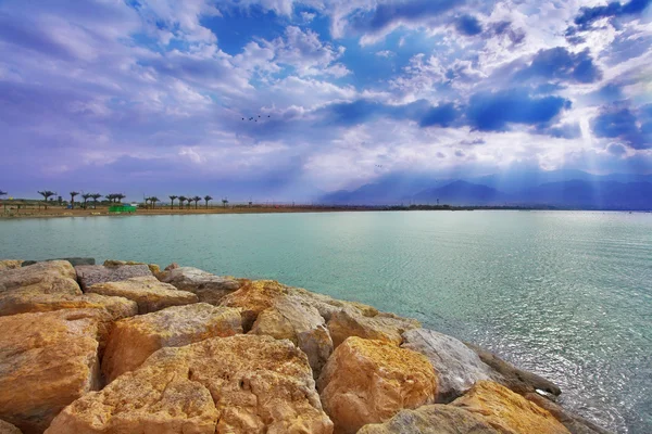 El mar, el sol y las nubes . —  Fotos de Stock