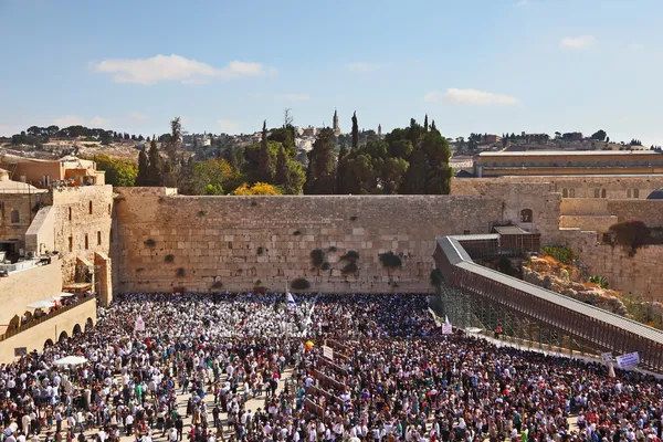 Het gebied voor de westelijke muur in Jeruzalem tempel tijdens — Stockfoto