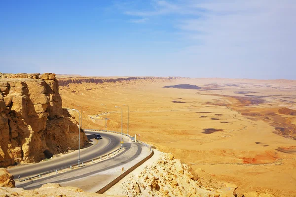 De weg naar steenwoestijn — Stockfoto