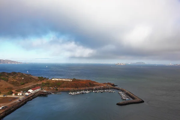 Mooring for yachts near to the Golden Gate — Stock Photo, Image