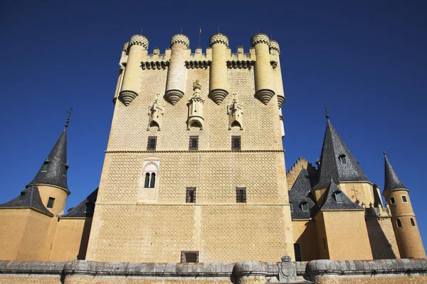 The central tower of an ancient Spanish palace — Stock Photo, Image