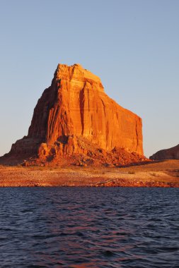 The shores of Lake Powell clipart