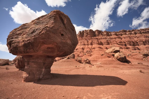 The huge mushroom from red sandstone — Stock Photo, Image