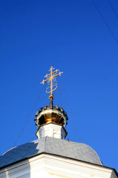 Campanario cristiano iglesia ortodoxa — Foto de Stock