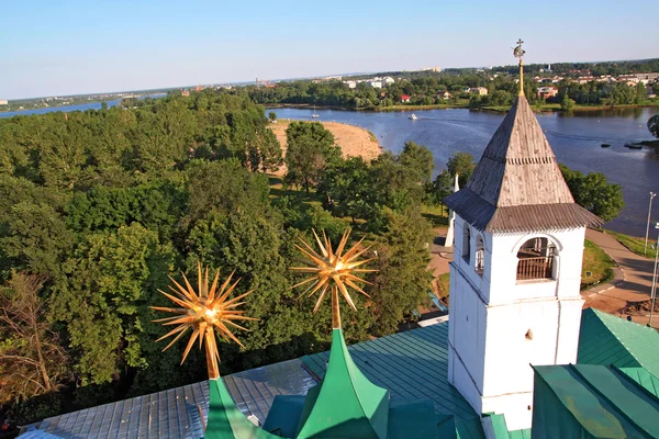 Torre de sino igreja ortodoxa cristã — Fotografia de Stock