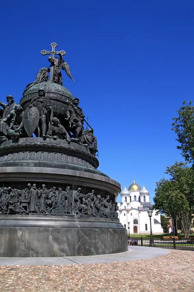Monumento del milenio a Rusia en Gran Nóvgorod — Foto de Stock