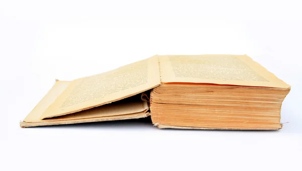 Старіння книги на білому тлі — стокове фото