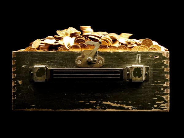 Skrzynia pełna złota — Zdjęcie stockowe