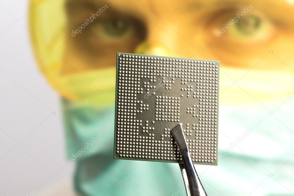 Examining a microchip