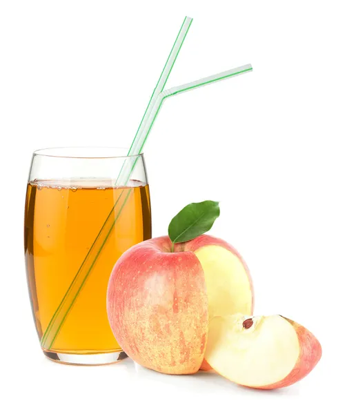 Succo di mela in un bicchiere e una mela — Foto Stock