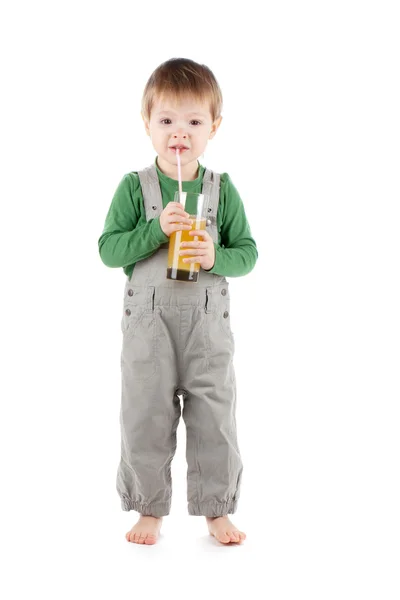 婴儿喝果汁 — 图库照片