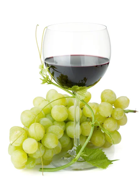 Kırmızı şarap cam ve üzüm — Stok fotoğraf