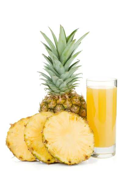 Ripe pineapple and juice glass — Stock Photo, Image