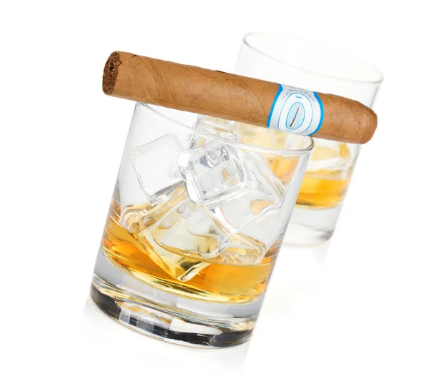 Two whiskey glasses and cigar — Stock Photo, Image