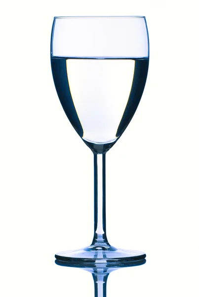 Bicchiere d'acqua isolato su fondo bianco — Foto Stock