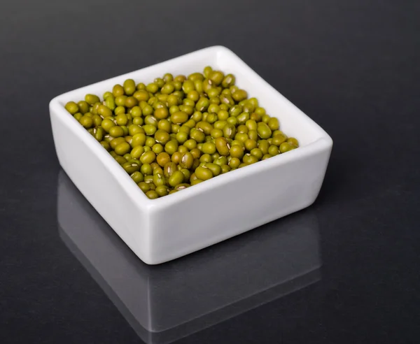 stock image Mung beans in a ceramic bowl